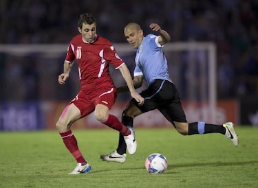 Uruguay consigue el último boleto al Mundial de Brasil 2014