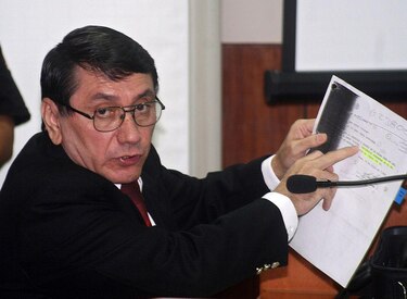 La polémica ley de amnistía aprobada en Perú que perdonará a centenares de policías y militares acusados de violaciones a los derechos humanos