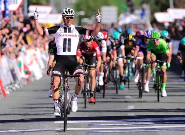Matthews gana primera etapa de la Vuelta al País Vasco