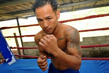 Persecución policial al boxeador Luis 'Nica' Concepción por evadir retén