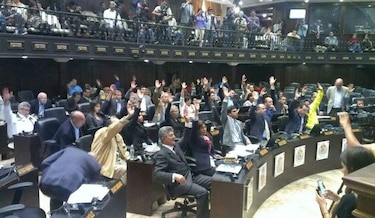 Venezuela: Congreso aprueba voto de censura contra ministro