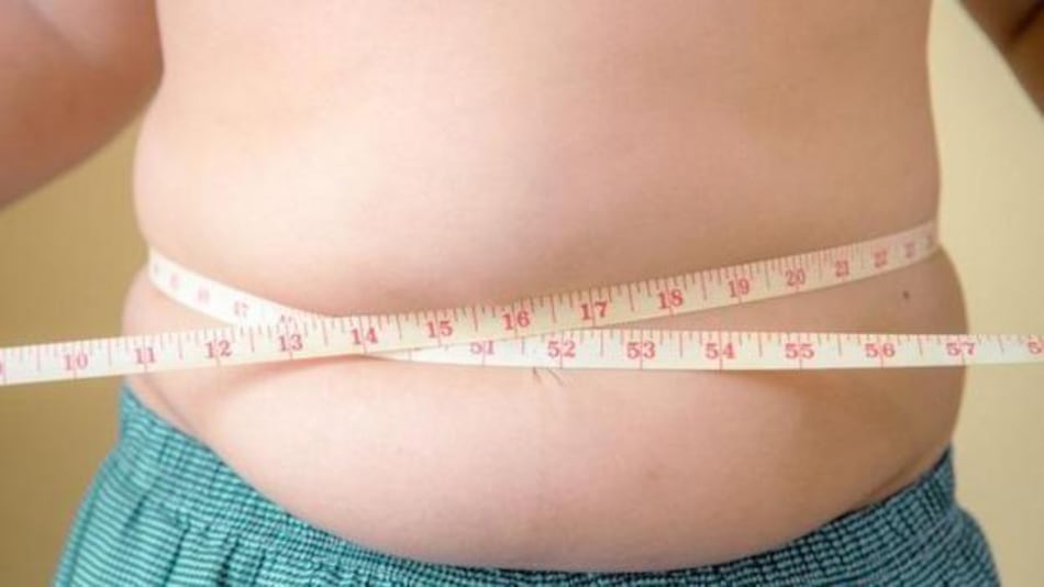 Endocrino advierte que la obesidad es la enfermedad crónica más común en adolescentes y tiende a persistir en la adultez