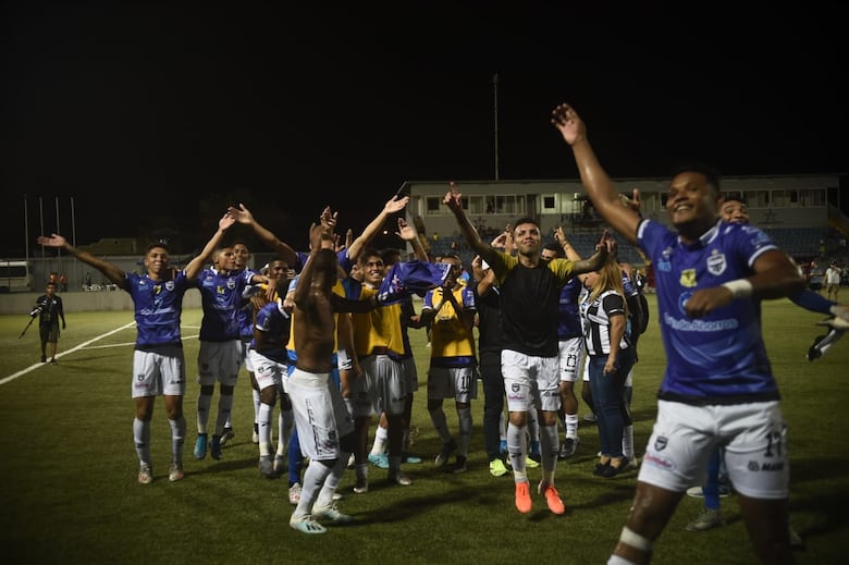 Tauro FC y Costa del Este se verán las caras en otra final de la LPF