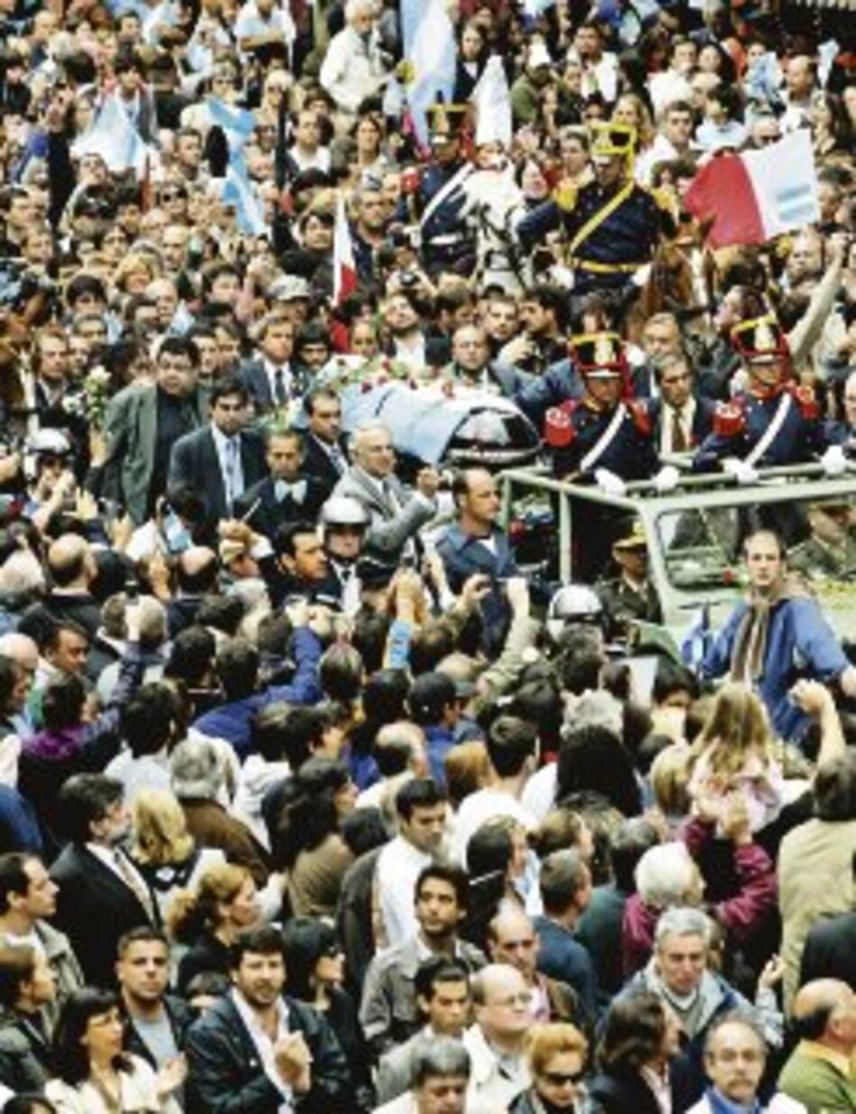 Raúl, el pueblo está contigo