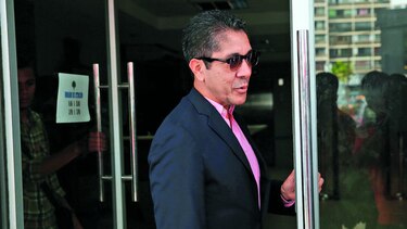 Fiscal especial anticorrupción investiga 30 sociedades