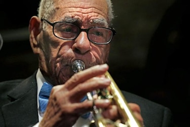 Muere el jazzista Lionel Ferbos