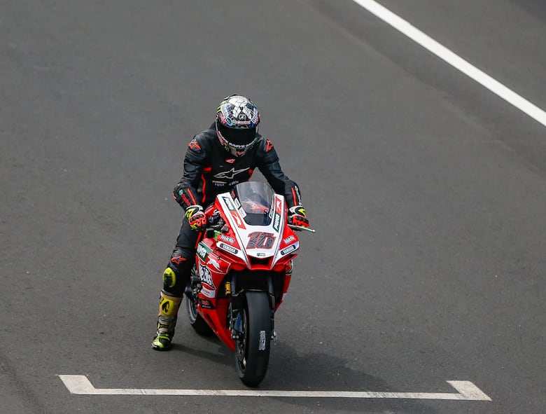 Daniel Gillette dominó la tercera fecha del Campeonato Nacional de Motovelocidad