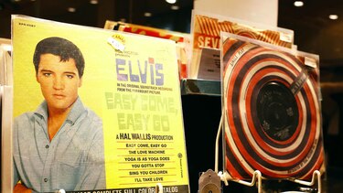 Primer sencillo de Elvis, a la venta en vinilo
