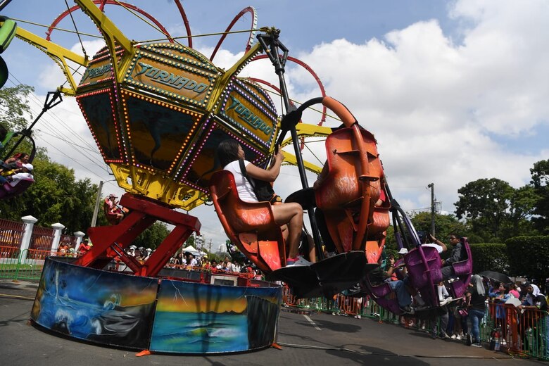Juegos, bailes y diversión en el Parque Omar por el día del niño y la niña