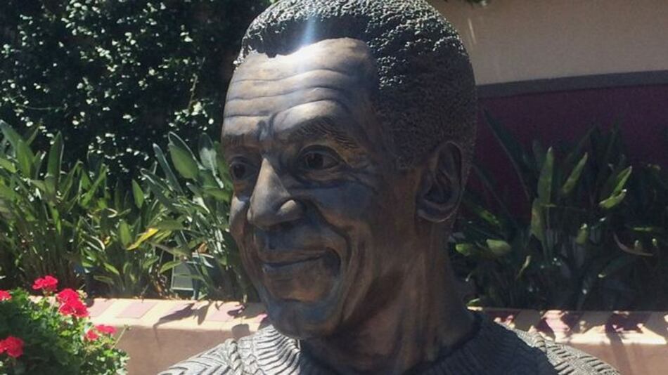 Disney retira el busto de Bill Cosby de sus instalaciones en Orlando
