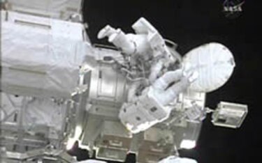 Astronautas del Endeavour inician cuarta caminata
