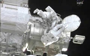 Astronautas del Endeavour inician cuarta caminata