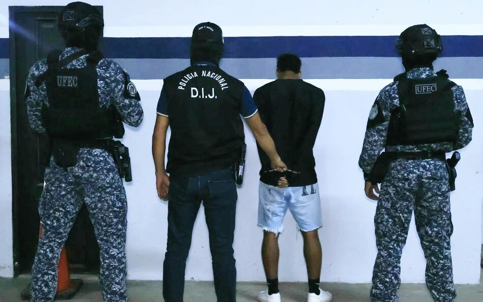 Policía aprehende a un sospechoso por el homicidio del joven Esteban De León