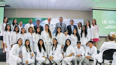 La UIP celebró la décima edición de la Ceremonia de Bata Blanca