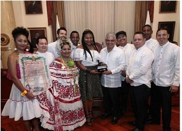 Entregan las llaves de la ciudad de Panamá a Afrodisíaco, panameños ganadores de Viña del Mar