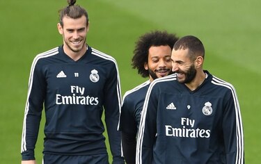 Benzema es vinculado a otro escándalo; el delantero se defiende