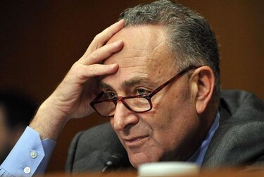 Senador de Nueva York pide más avances en detectores de explosivos