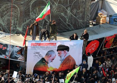 Jefe de la OTAN dice que Irán debe evitar ‘más violencia y provocaciones’