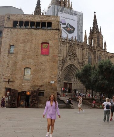 Las aventuras y ocurrencias de Sandra Sandoval en Europa