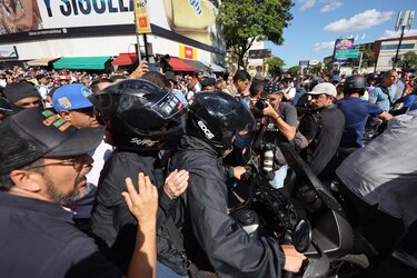 Entre disparos, drones y un operativo de más de 17 motorizados, María Corina Machado es secuestrada al finalizar una manifestación en Caracas