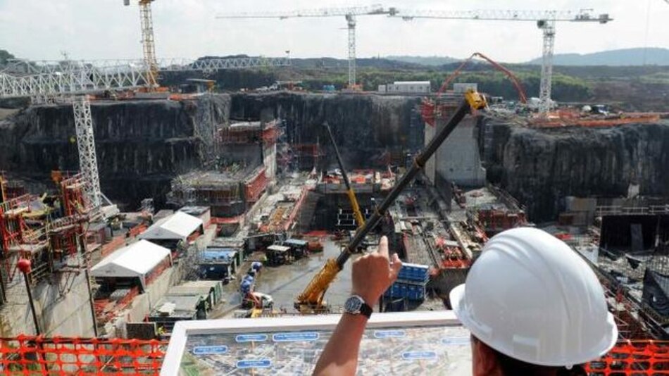 Sacyr oculta información de ampliación a Comisión de Valores de España