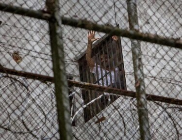 Leopoldo López se presenta ante tribunal