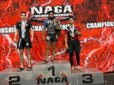 El panameño Jorge Calviño gana oro y plata en campeonato de Jiu Jitsu en Estados Unidos