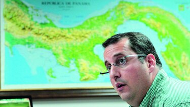 Oduber recibió amenazas de muerte por tierras