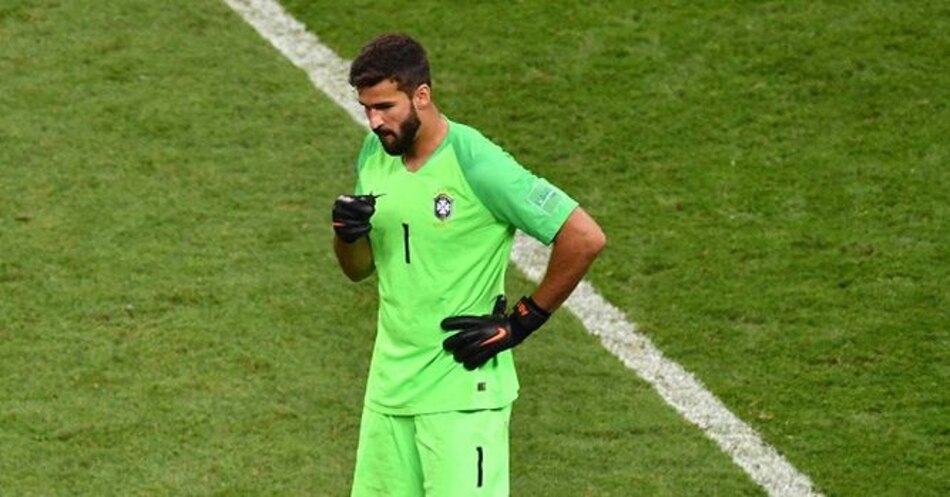 Liverpool ficha al brasileño Alisson por cantidad récord para un arquero