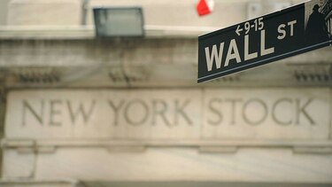 La élite de Wall Street mira conmocionada la victoria de Donald Trump en Estados Unidos