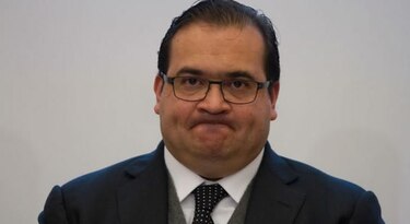 Congelan 112 cuentas bancarias y propiedades del exgobernador de Veracruz