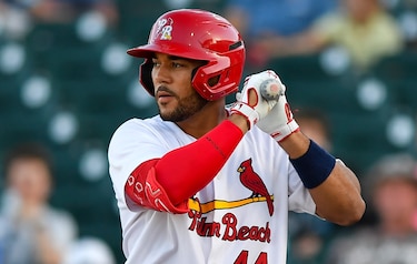 El prospecto panameño Leonardo Bernal es invitado al ‘spring training’ por los Cardenales