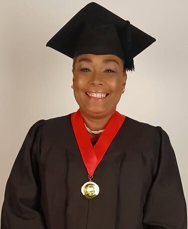 La Universidad de Panamá presenta a los graduados de su Facultad de Derecho y Ciencias Políticas