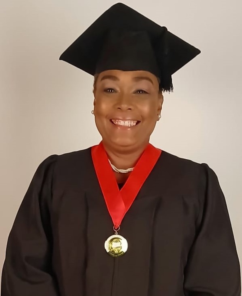 La Universidad de Panamá presenta a los graduados de su Facultad de Derecho y Ciencias Políticas