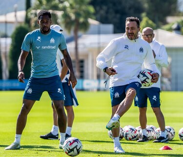 Murillo y el Marsella están listos para enfrentar al Saint-Etienne