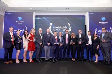 WorldWide Medical reconoce a sus corredores más destacados en 2021