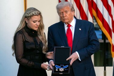 Estados Unidos revoca las visas de 6 extranjeros por comentarios sobre la muerte del activista de derecha Charlie Kirk en redes sociales