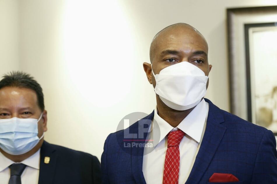 Bancada del PRD citaría a directiva de la AMP por caso de la extensión de contrato a PPC