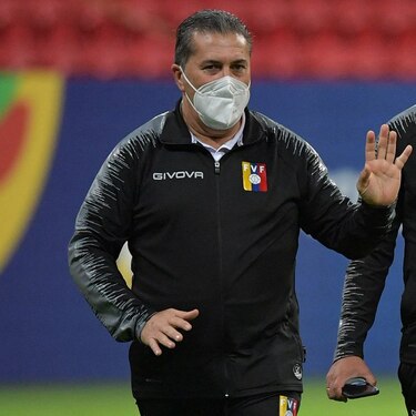 DT Jose Peseiro deja la selección de Venezuela por falta de pago