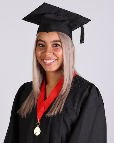 La Universidad de Panamá presenta a los graduados de su Facultad de Derecho y Ciencias Políticas