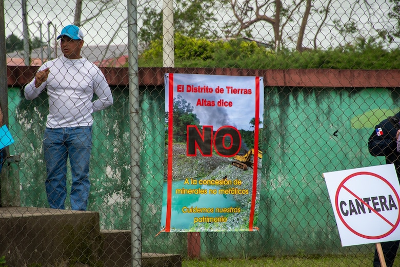 Ciudadanos de Tierras Altas levantan su voz contra cantera: Mici se compromete a rechazar concesión en río Chiriquí Viejo