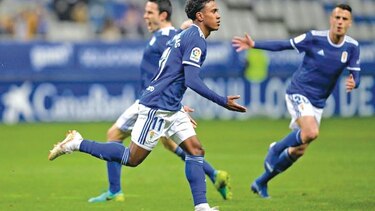 Bárcenas es otra vez figura con el Oviedo