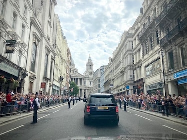 Estrellas del pop celebran el jubileo de la reina Isabel II con un gran concierto en Londres