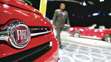 Fiat Chrysler busca fusión con la francesa Renault