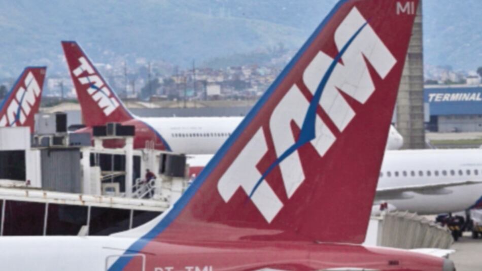 Latam evalúa creación de aerolínea de bajo costo