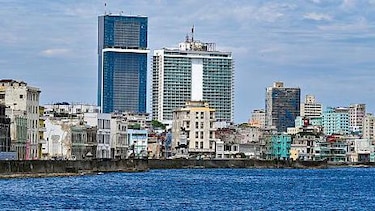 Hoteles Meliá, Iberostar y Blue Diamond cesan operaciones en Cuba ‘con efecto inmediato’