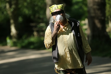Más de 41,000 muertes por coronavirus en el Reino Unido, 10,000 en residencias de ancianos