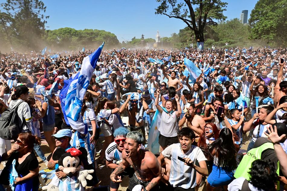 Argentina decreta festivo este martes para recibir al campeón de Catar 2022