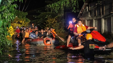 El balance de la tormenta tropical que azotó Filipinas sube a 30 muertos