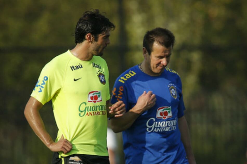 Kaká dice que aún puede contribuir a la selección de Brasil